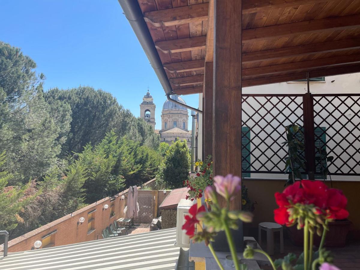 La Terrazza Dei Ciliegi Otel Santa Maria Degli Angeli  Dış mekan fotoğraf