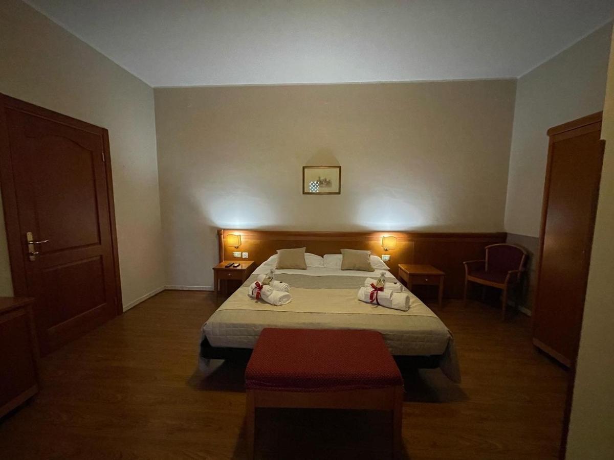 La Terrazza Dei Ciliegi Otel Santa Maria Degli Angeli  Dış mekan fotoğraf